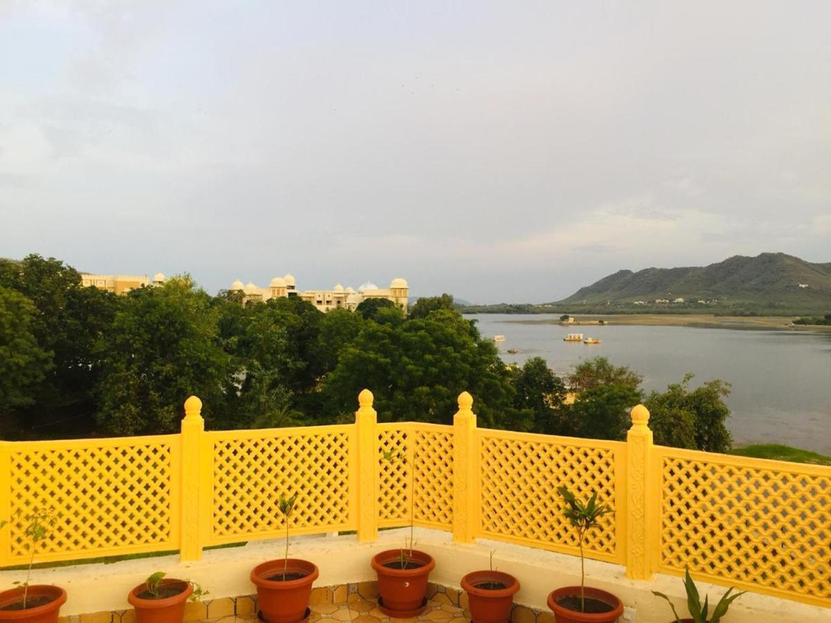 Haveli Jai Durga At Pichola Lake Hotell Udaipur Exteriör bild