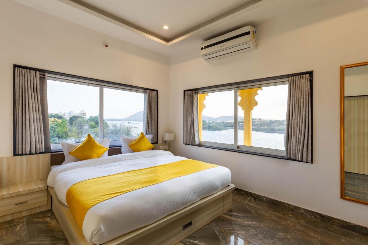 Haveli Jai Durga At Pichola Lake Hotell Udaipur Exteriör bild