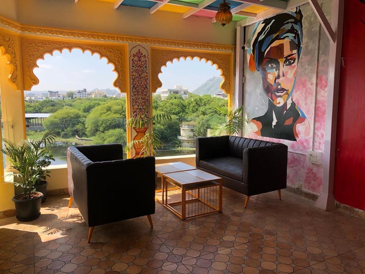Haveli Jai Durga At Pichola Lake Hotell Udaipur Exteriör bild